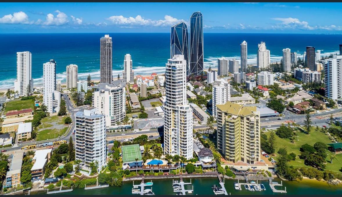 The Pinnacle Apartments Голд-Кост Екстер'єр фото